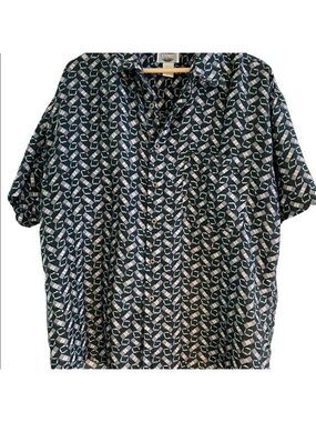 Uomo by NAK, 100% silk, short sleeve, mens shirt. Casual, Travel, Dinner, Size L